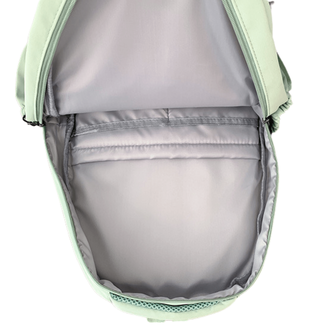 Basic - Spacious and durable school backpack