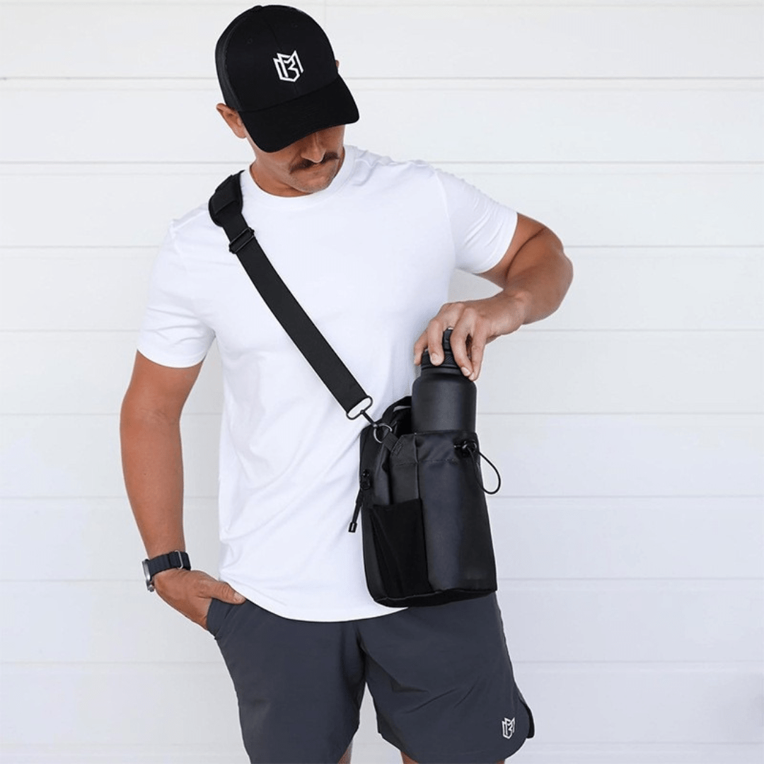 Biboss Magnetic Gym Bag, Compact training bag with bottle compartment, key holder &amp; adjustable strap