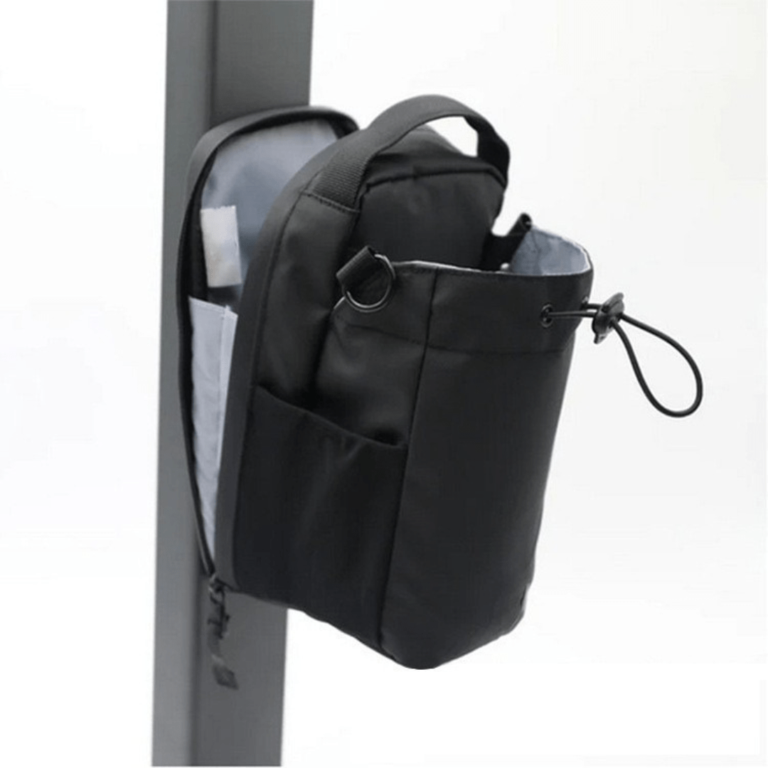 Biboss Magnetic Gym Bag, Compact training bag with bottle compartment, key holder &amp; adjustable strap