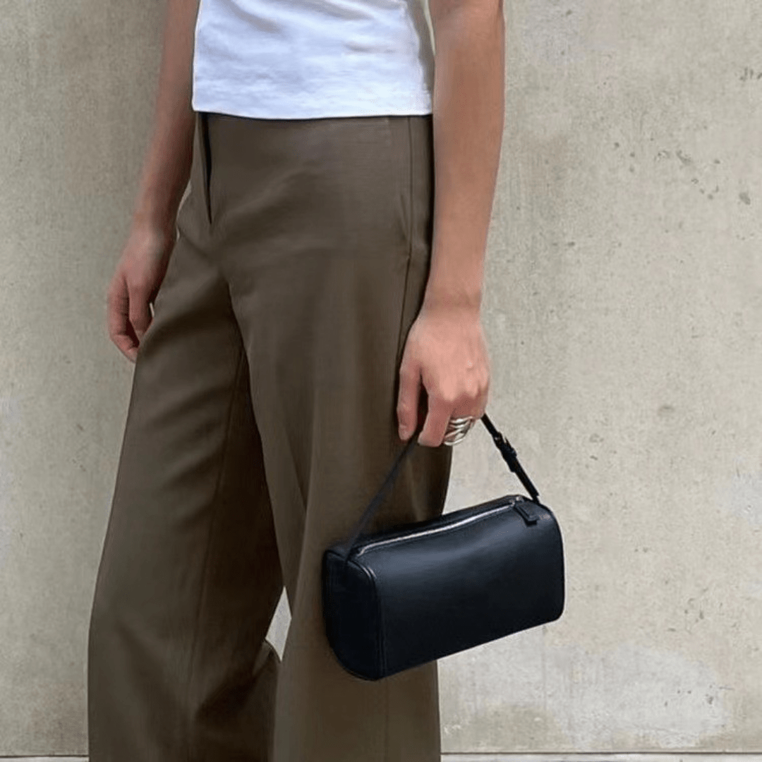 Ester, Elegant 90s-inspired shoulder bag