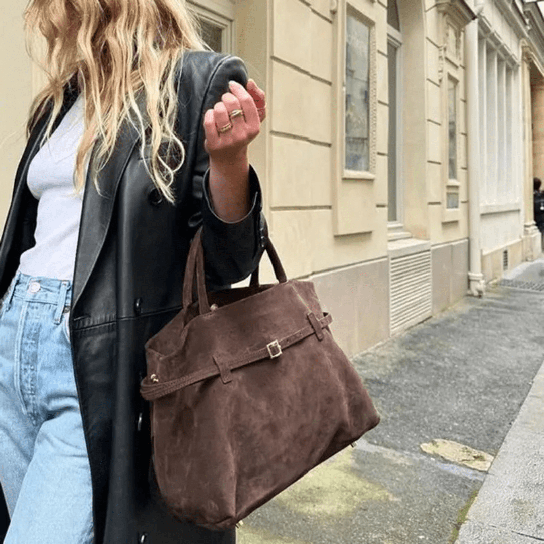 Hilda, taske i imiteret ruskind – stilfuld og alsidig