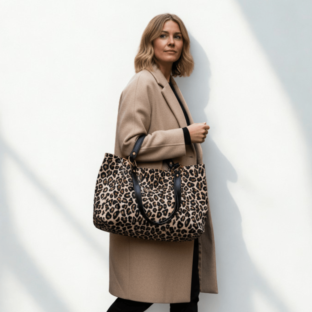 Sia, Tote taske med leopardmønster